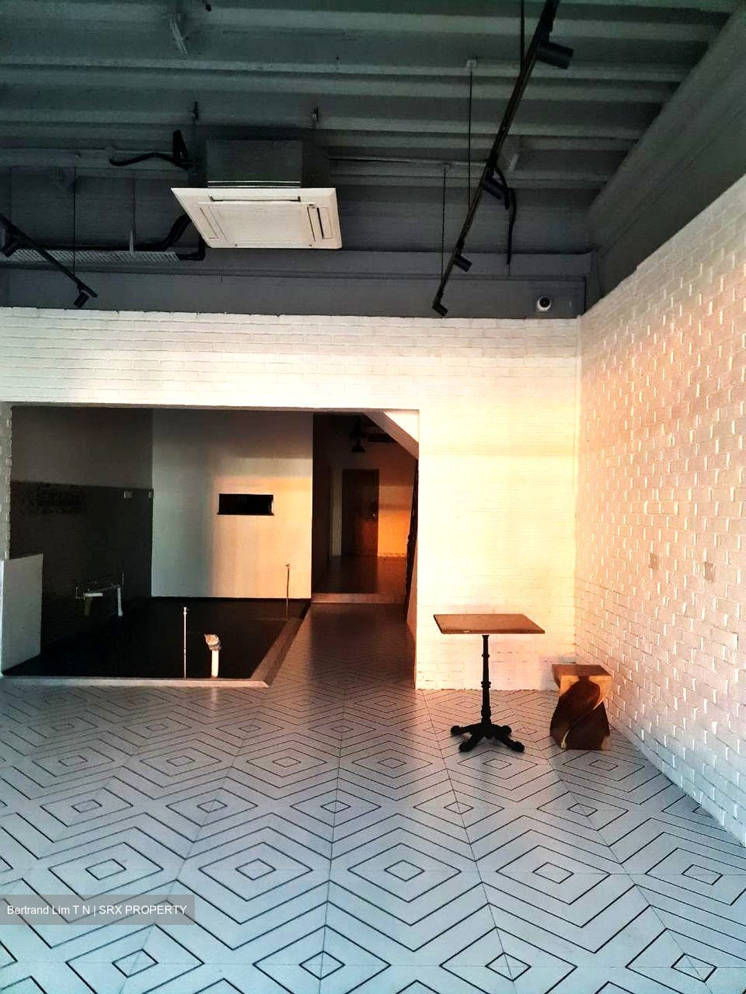 Tanjong Katong Road (D15), Retail #552873991